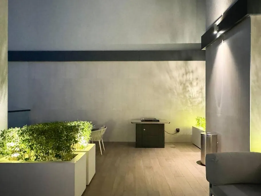 2Br Luxury Stay With Starry Ceiling Dubai United Arab Emirates
