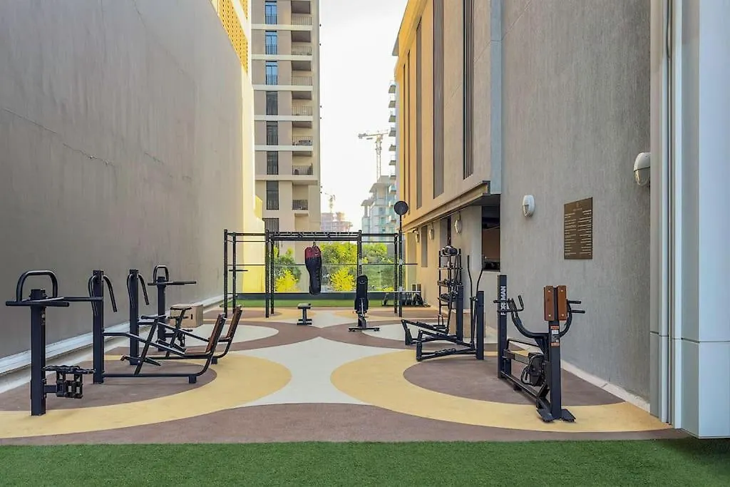Apartment 2Br Luxury Stay With Starry Ceiling Dubai