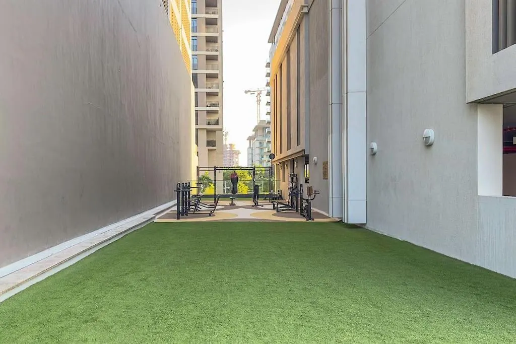 2Br Luxury Stay With Starry Ceiling Dubai