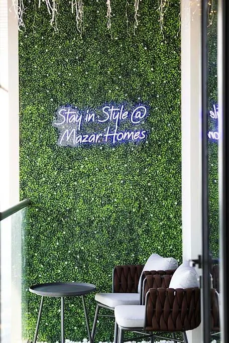 2Br Luxury Stay With Starry Ceiling Dubai Apartment