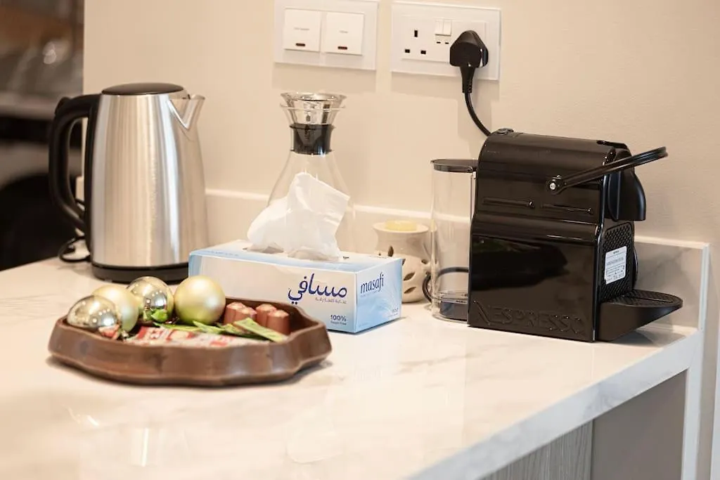 2Br Luxury Stay With Starry Ceiling Dubai United Arab Emirates