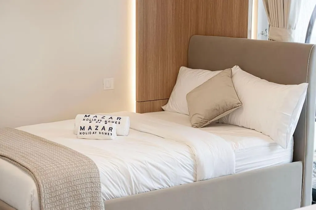 2Br Luxury Stay With Starry Ceiling Dubai