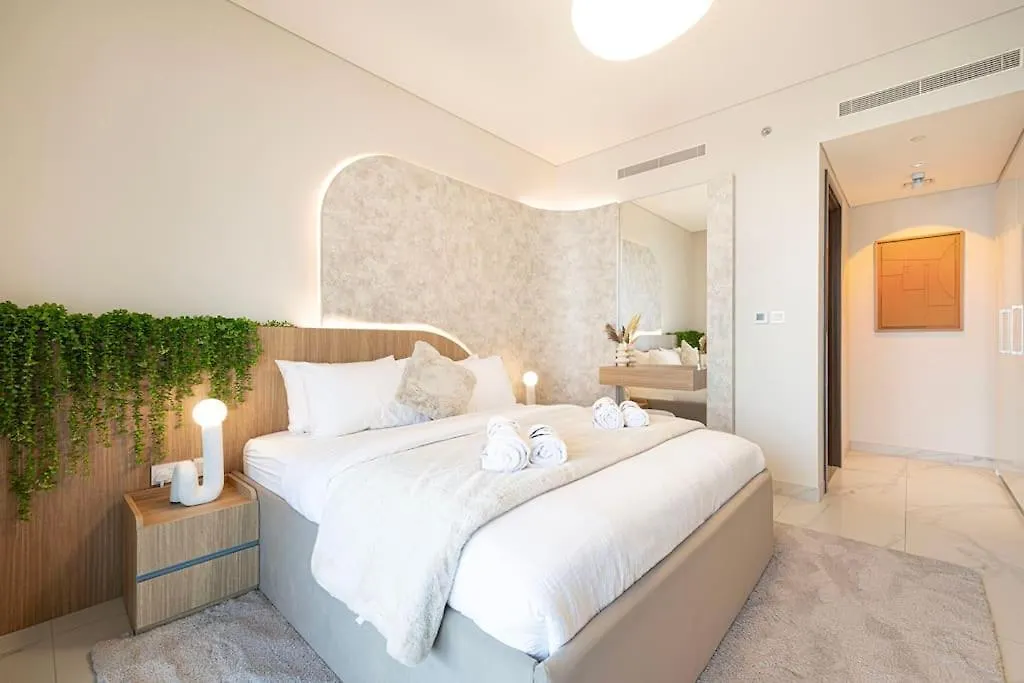 Apartment 2Br Luxury Stay With Starry Ceiling Dubai