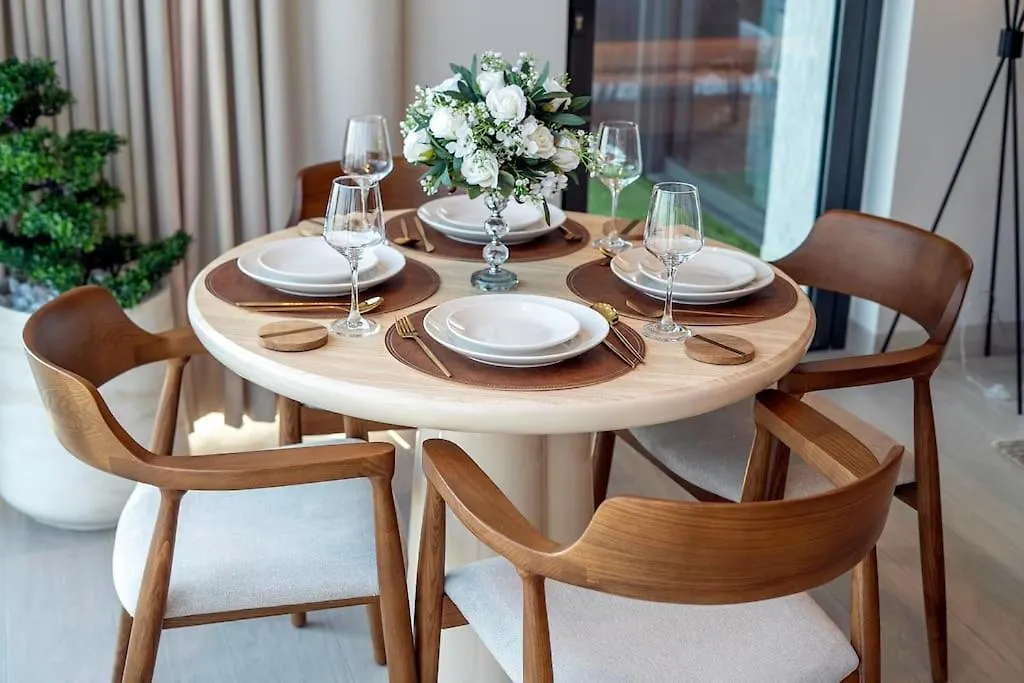 2Br Luxury Stay With Starry Ceiling Dubai 0*,