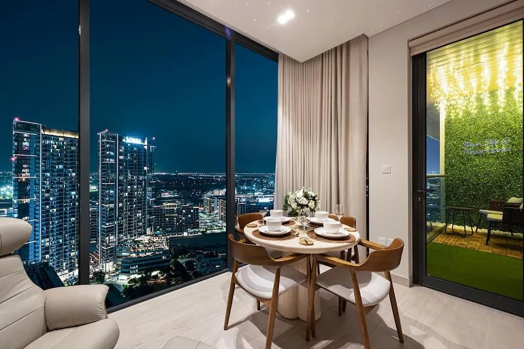 2Br Luxury Stay With Starry Ceiling Dubai