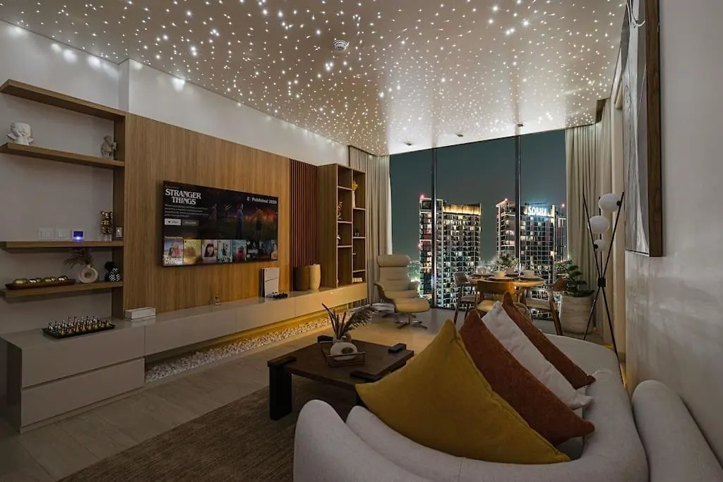 2Br Luxury Stay With Starry Ceiling Dubai